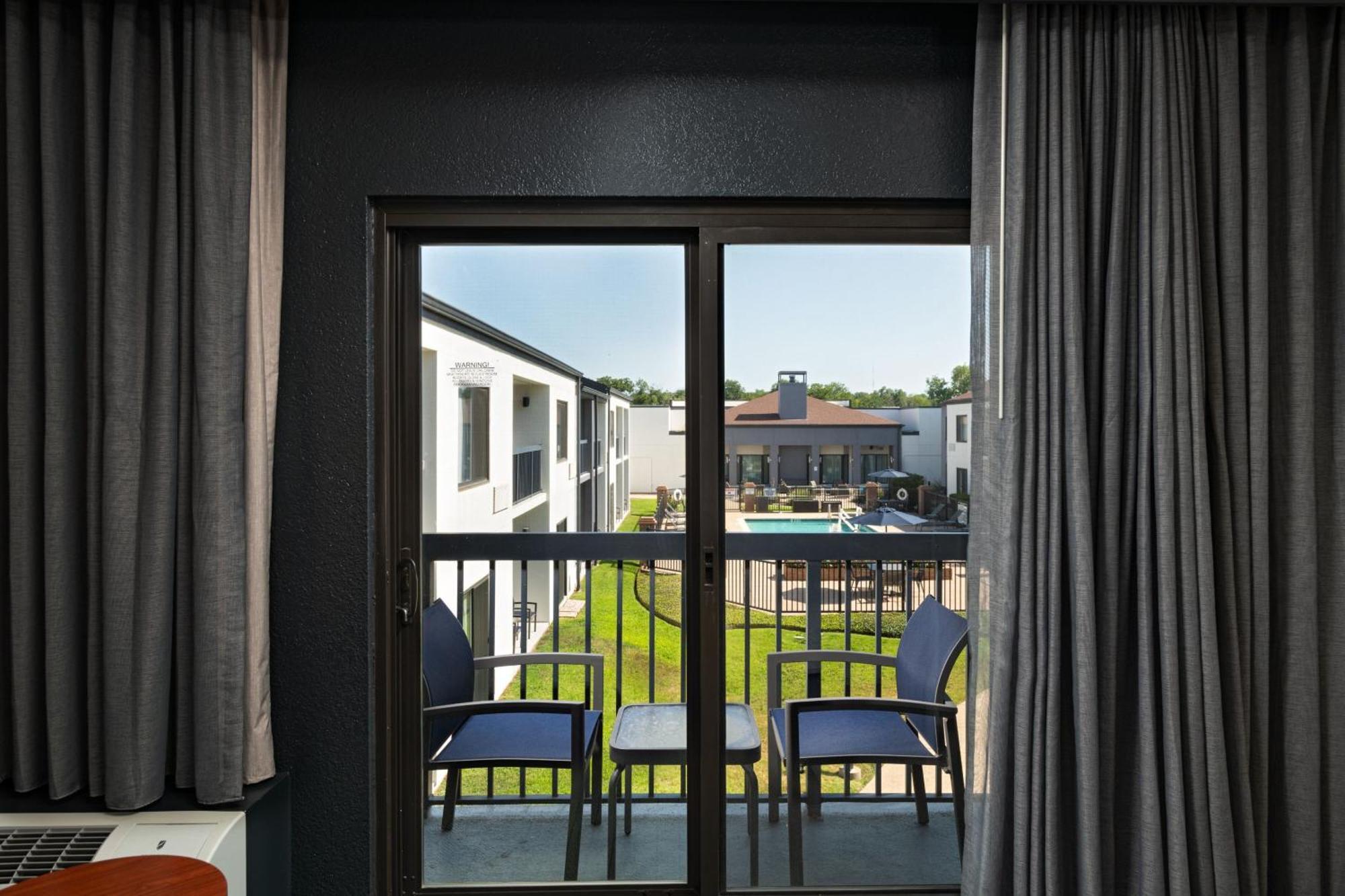 Courtyard Fort Worth University Drive מראה חיצוני תמונה